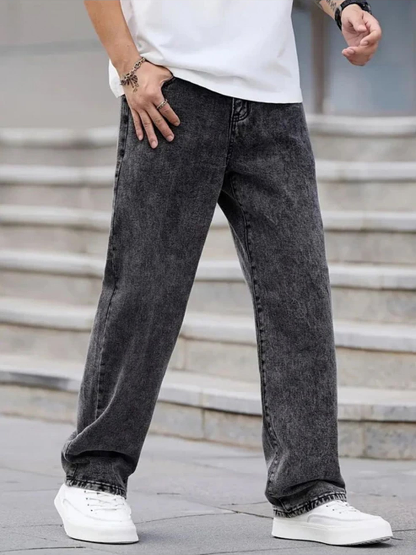 Men's Vintage Black Straight-Leg Jeans