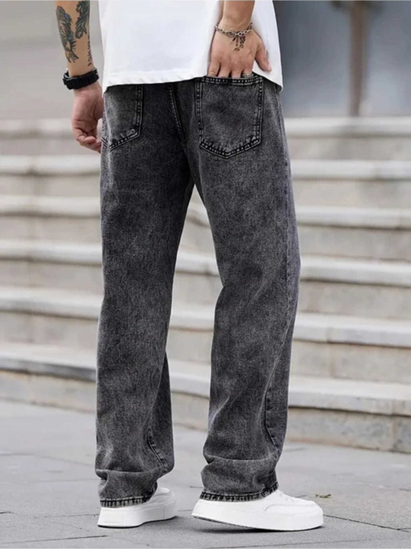 Men's Vintage Black Straight-Leg Jeans